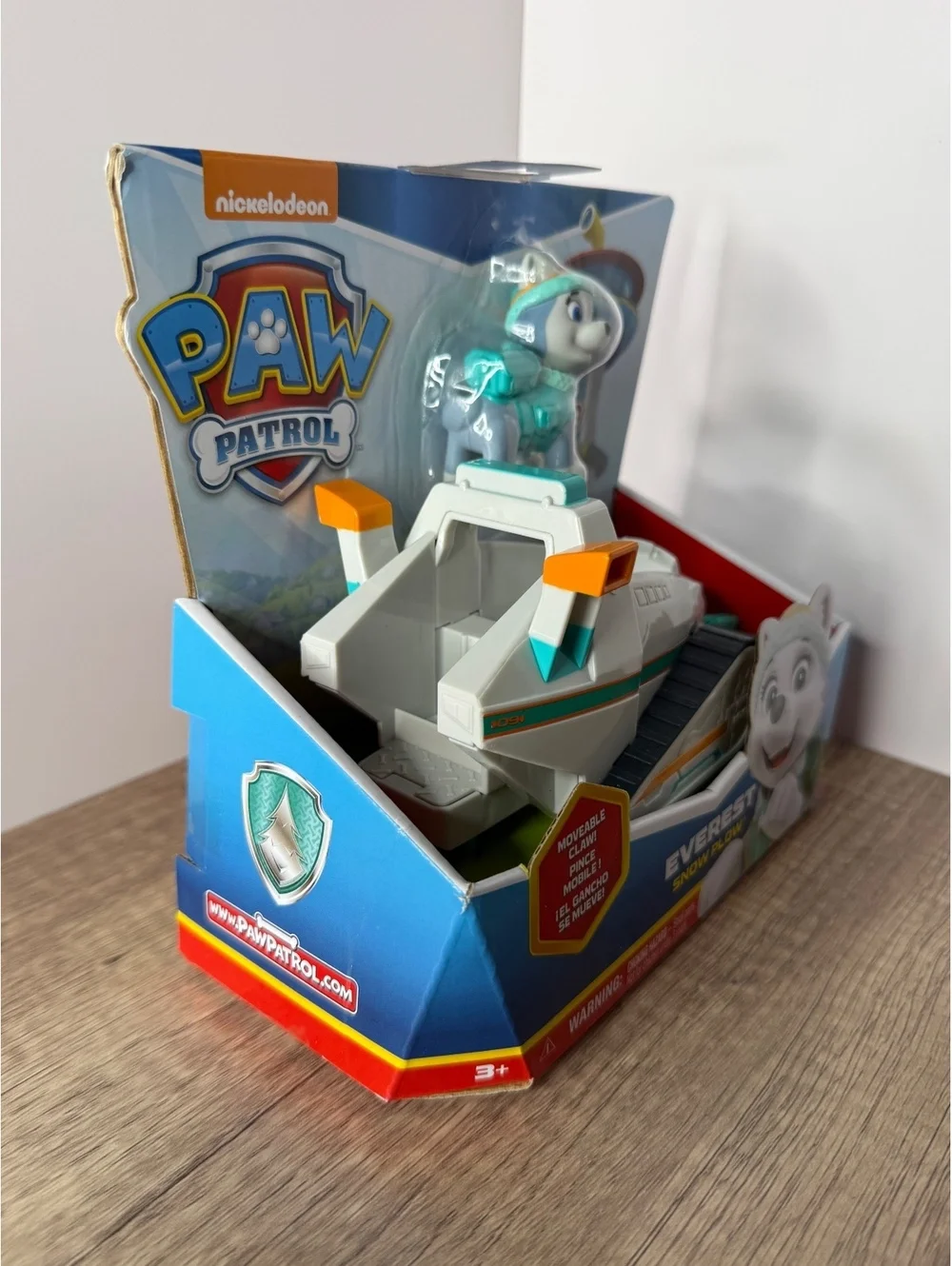 Nickelodeon Paw Patrol Everest Snow Plow Toy Vehicle with Figure